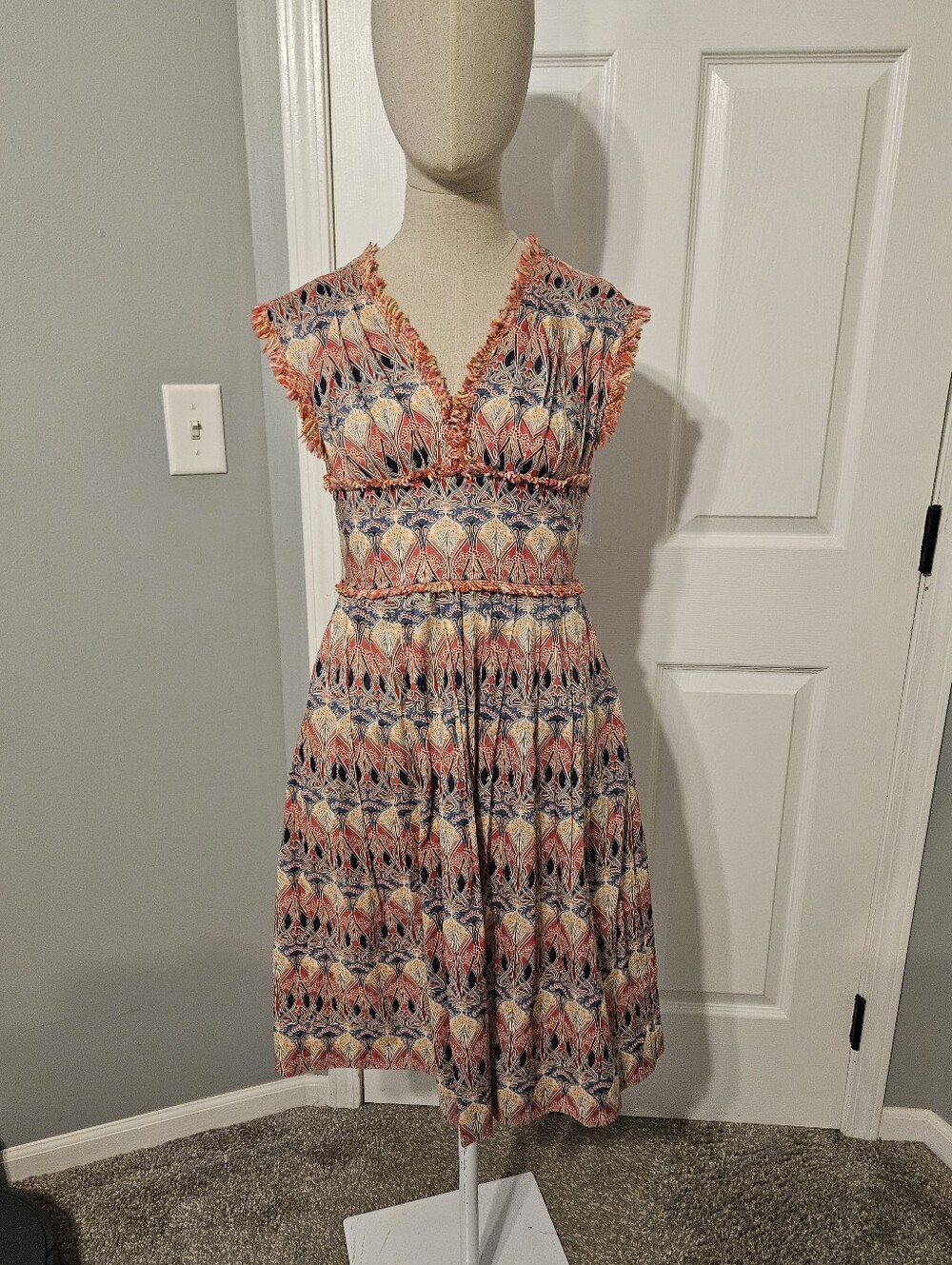 Sleeveless V-Neck Midi Dress in Coral and Navy Print